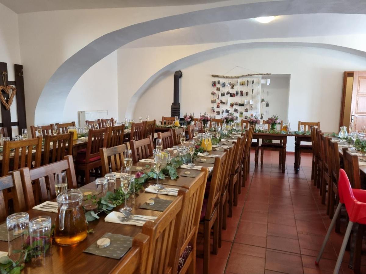 Penzion U Farmare Chotoviny Exterior foto