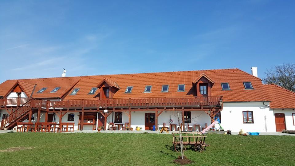 Penzion U Farmare Chotoviny Exterior foto